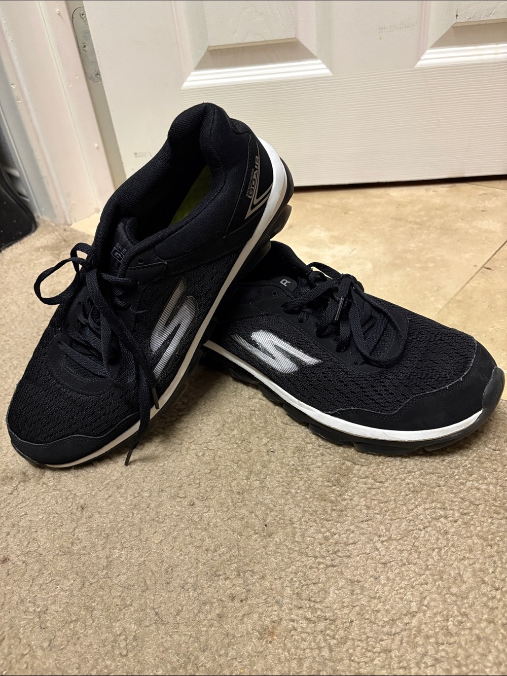 Skechers GOair Men's Black Athletic Sneakers with Neon Green Insoles